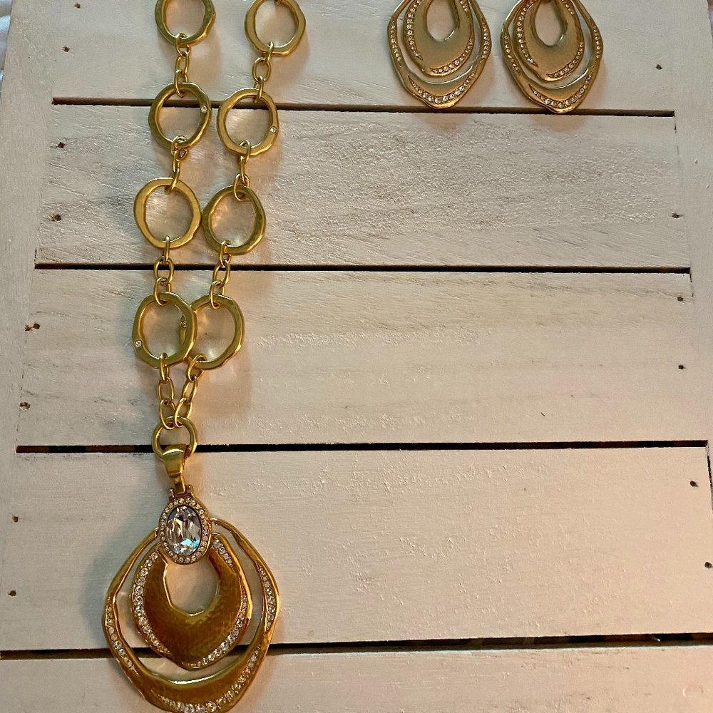 Gold Chain Necklace with Pendant and Earrings
